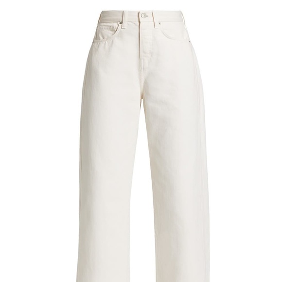 Pants 👖 Veronica Beard's Taylor jeans are cut from premium denim. - Picture 3 of 12